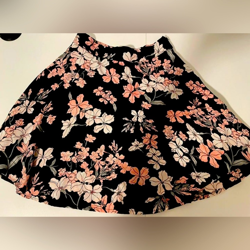 Women Floral Short Skirt
